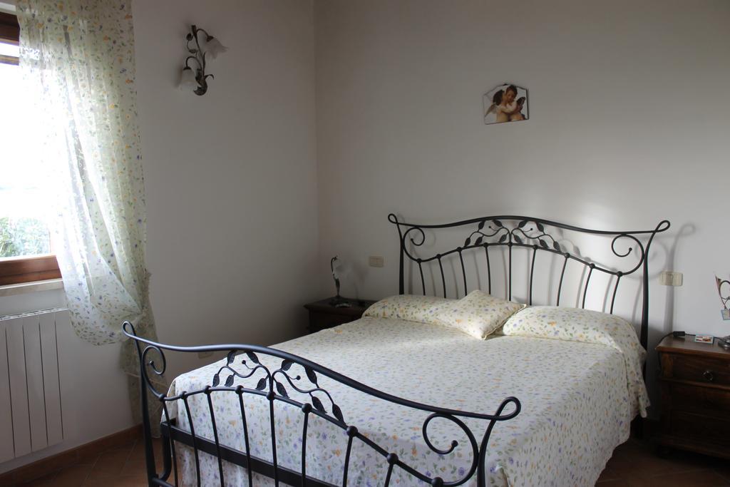 Agriturismo Colle D' Oro Pescia Romana Zimmer foto