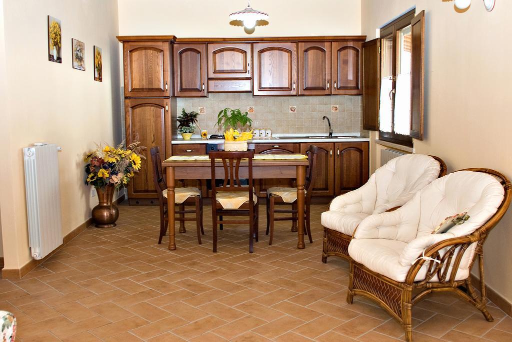 Agriturismo Colle D' Oro Pescia Romana Zimmer foto